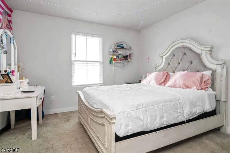 31 Lam Dr Hardyston, NJ 07419