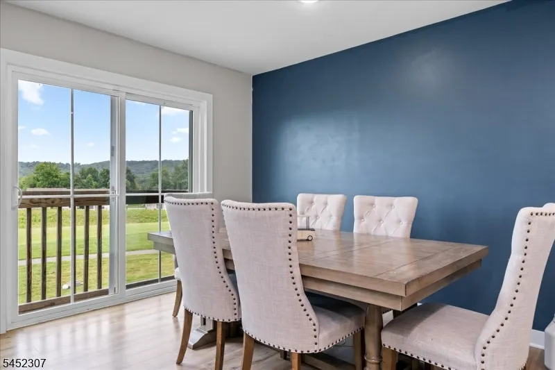 31 Lam Dr Hardyston, NJ 07419