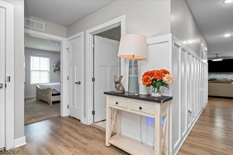 31 Lam Dr Hardyston, NJ 07419