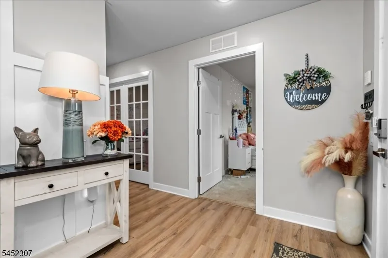 31 Lam Dr Hardyston, NJ 07419