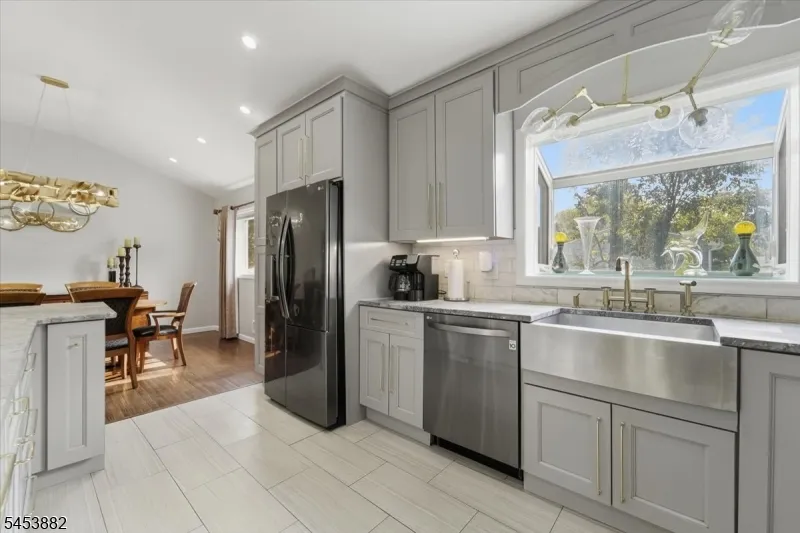 5350 Orchard St Piscataway, NJ 08854