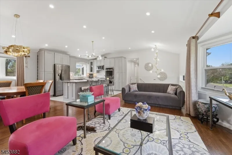 5350 Orchard St Piscataway, NJ 08854