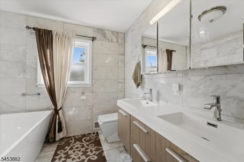 5350 Orchard St Piscataway, NJ 08854