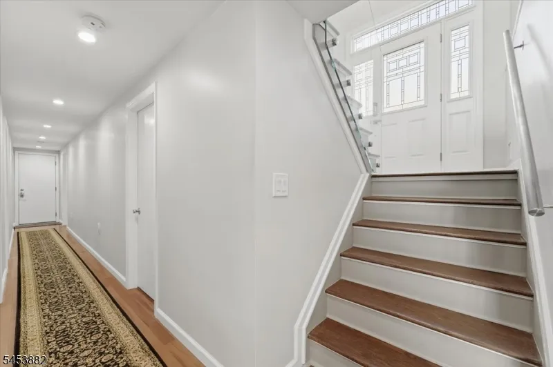 5350 Orchard St Piscataway, NJ 08854