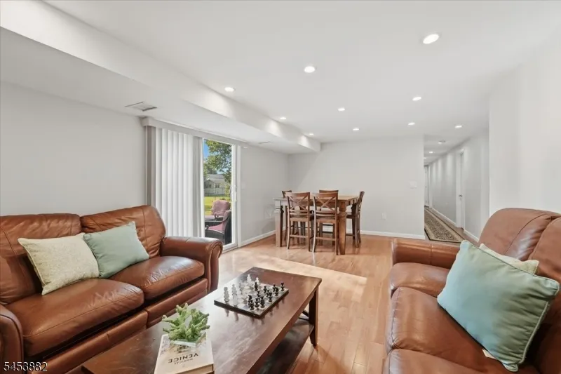 5350 Orchard St Piscataway, NJ 08854