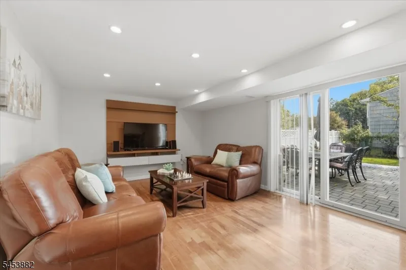 5350 Orchard St Piscataway, NJ 08854
