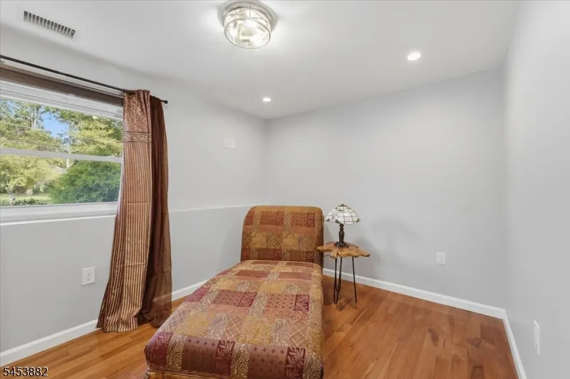 5350 Orchard St Piscataway, NJ 08854