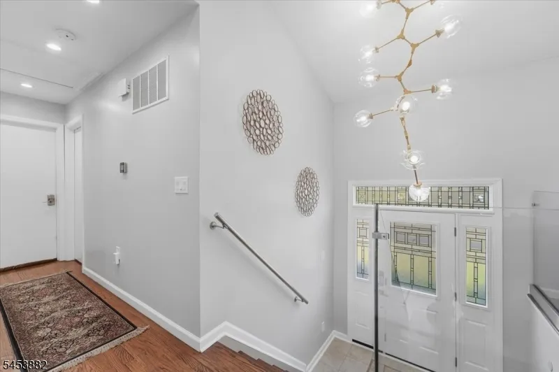 5350 Orchard St Piscataway, NJ 08854