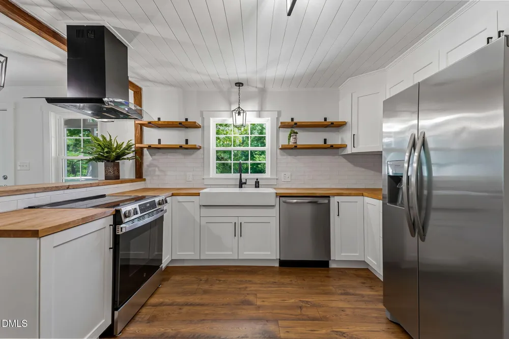 4696 James Royster Road Oxford, NC 27565