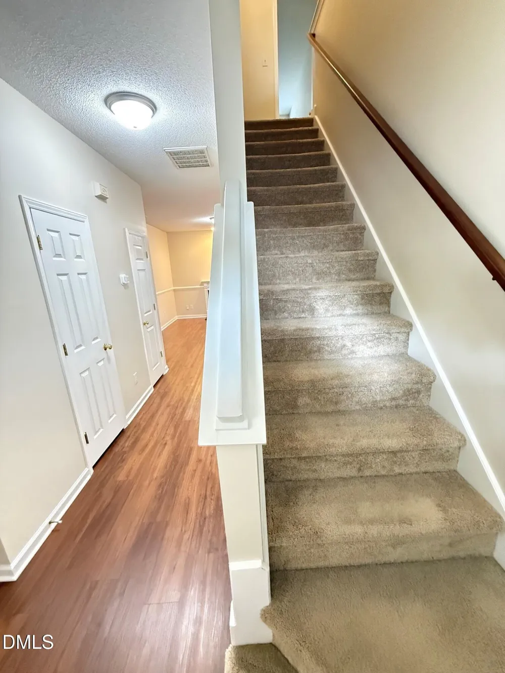 106 Pointe Crest Court Cary, NC 27513