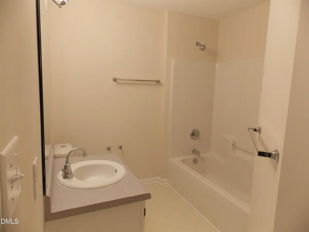 106 Pointe Crest Court Cary, NC 27513