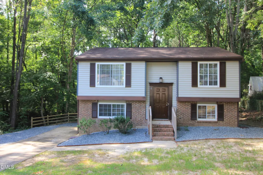 408 Drolmond Drive Raleigh, NC 27615