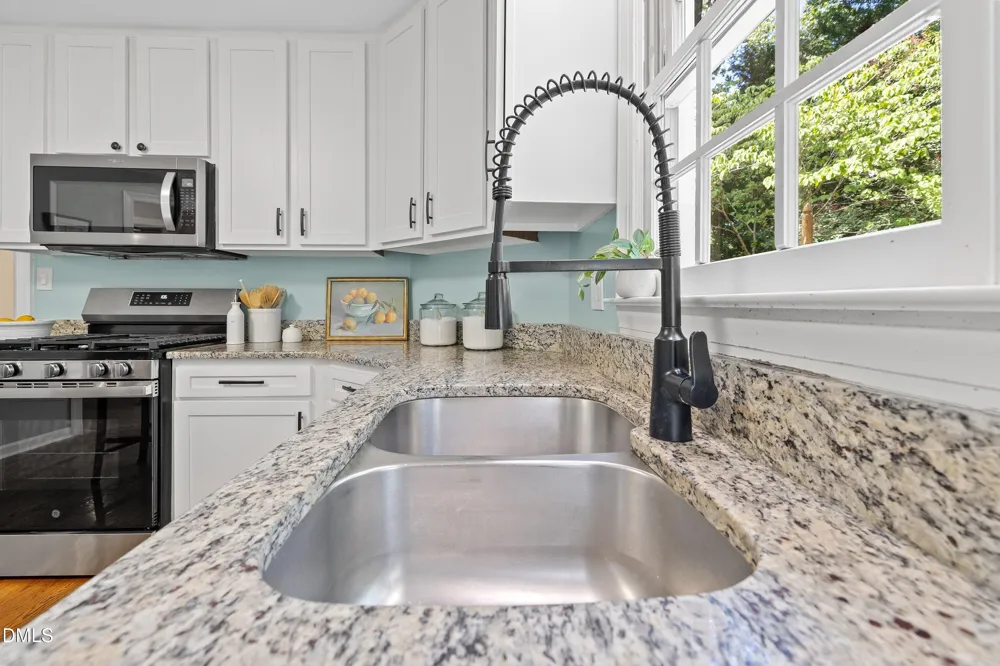 1006 Oakwell Court Apex, NC 27502