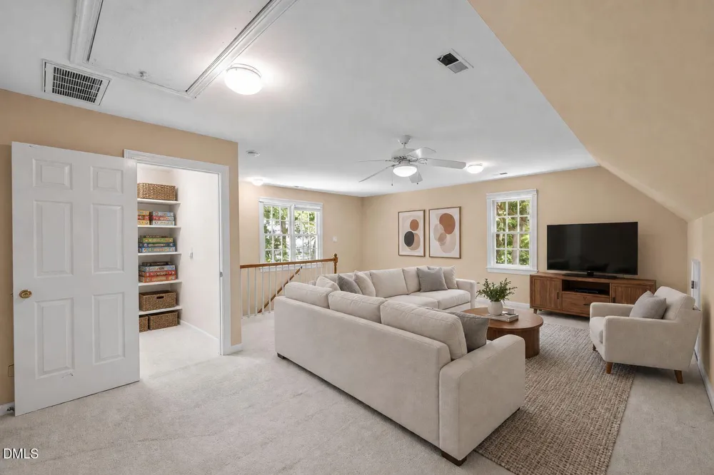 1006 Oakwell Court Apex, NC 27502