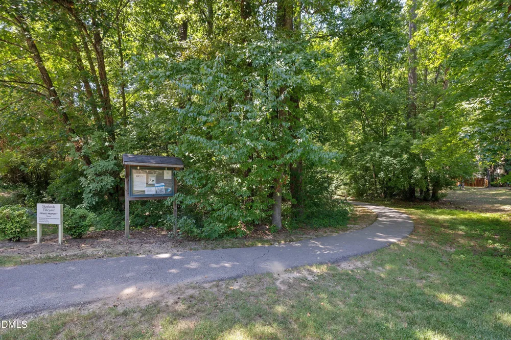 1006 Oakwell Court Apex, NC 27502
