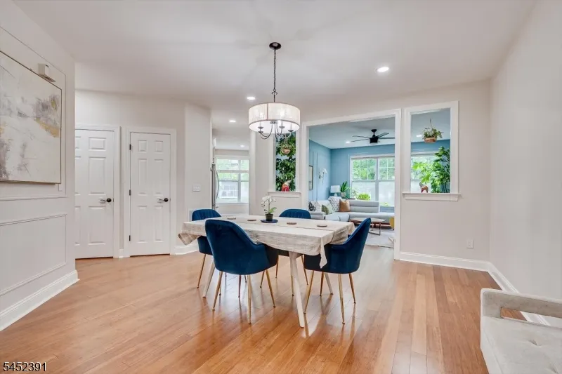 13 Franklin School Way Metuchen, NJ 08840