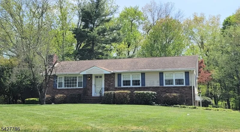 484 Stony Brook Dr Bridgewater, NJ 08807