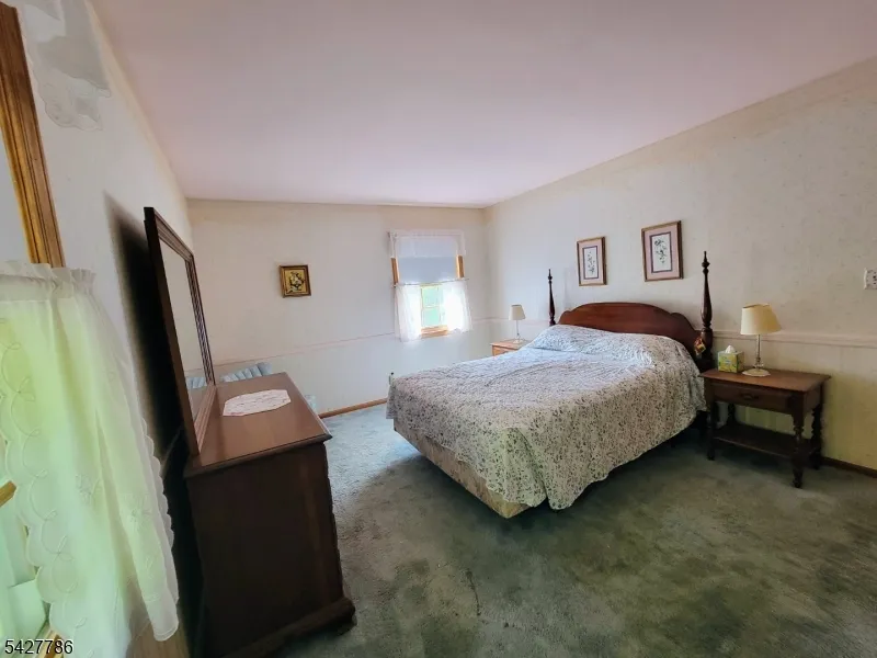 484 Stony Brook Dr Bridgewater, NJ 08807