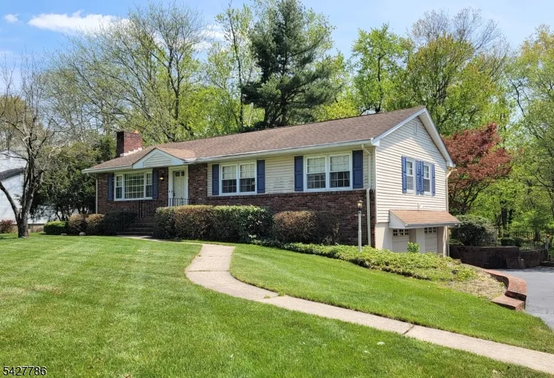 484 Stony Brook Dr Bridgewater, NJ 08807