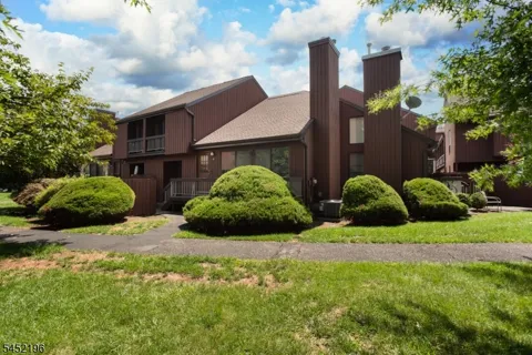 27 Bloomingdale Dr #3C Unit 3C