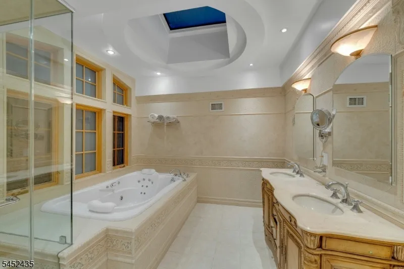 8 Driftwood Drive Livingston, NJ 07039