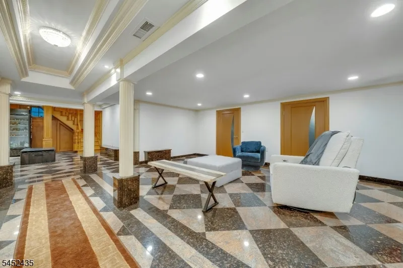 8 Driftwood Drive Livingston, NJ 07039
