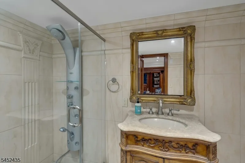 8 Driftwood Drive Livingston, NJ 07039