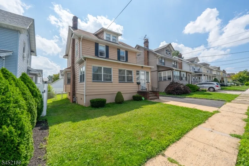 710 Bailey Ave Elizabeth City, NJ 07208