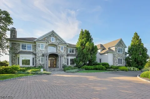 25 Tall Timber Ln