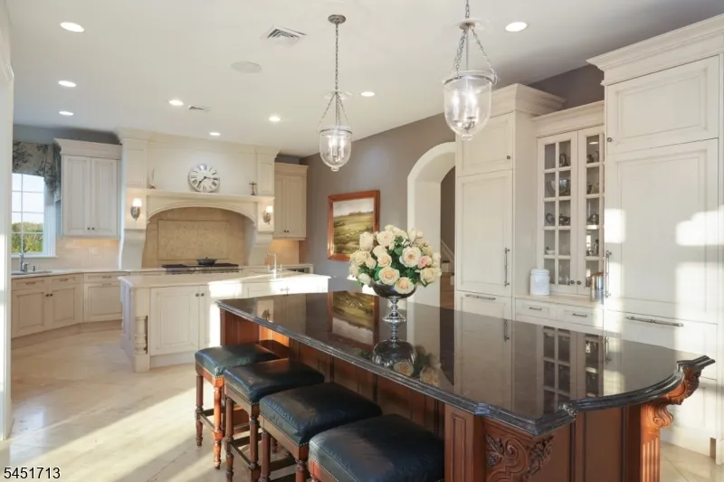 25 Tall Timber Ln Bernards, NJ 07920