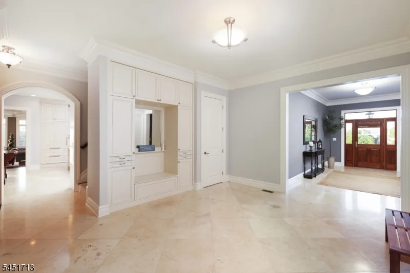 25 Tall Timber Ln Bernards, NJ 07920