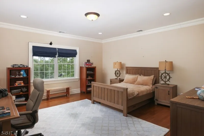 25 Tall Timber Ln Bernards, NJ 07920