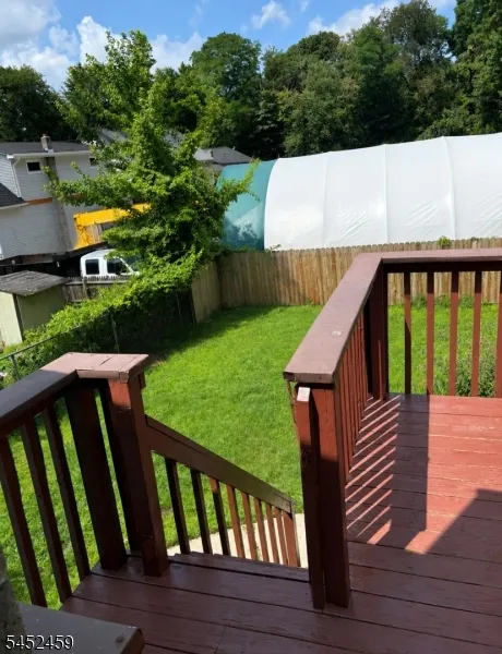 12 Colby Trl Hopatcong, NJ 07843