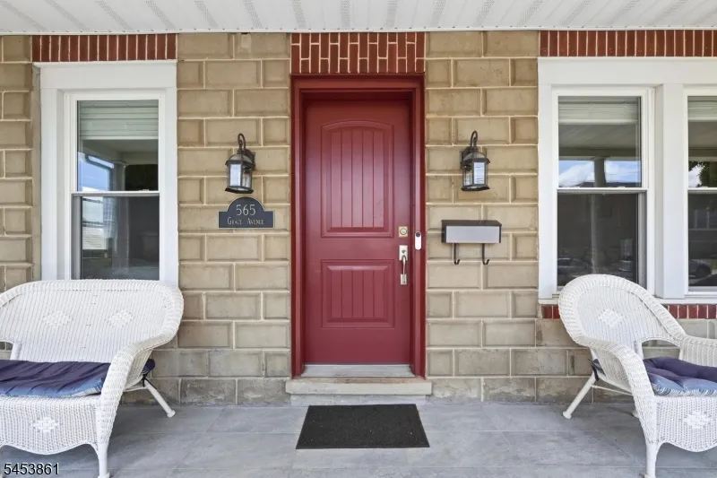 565 Grace Ave Phillipsburg Town, NJ 08865
