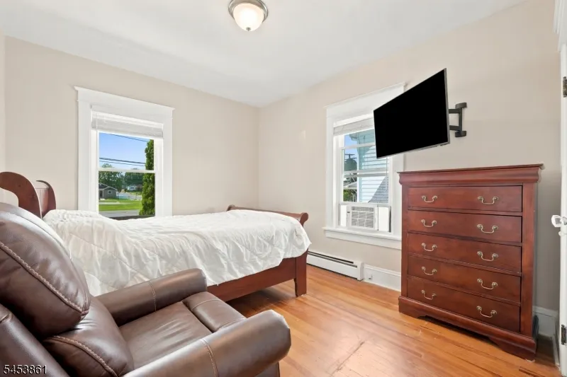 565 Grace Ave Phillipsburg Town, NJ 08865
