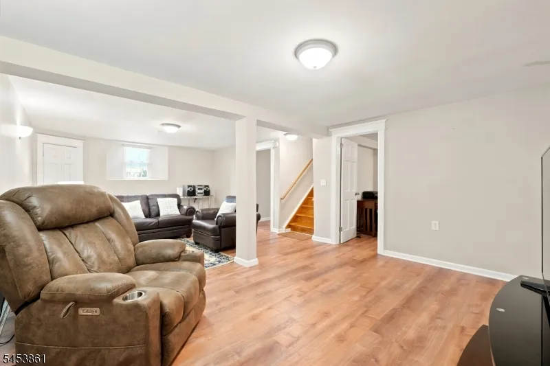 565 Grace Ave Phillipsburg Town, NJ 08865