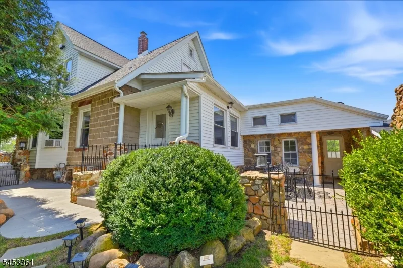 565 Grace Ave Phillipsburg Town, NJ 08865