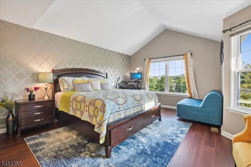 37 Woodmont Dr Randolph, NJ 07869