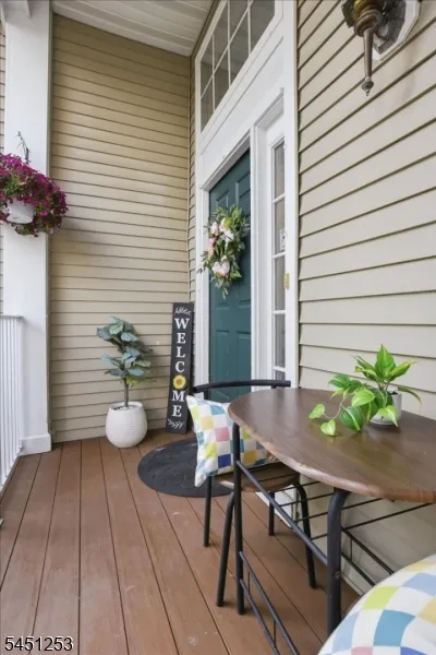 37 Woodmont Dr Randolph, NJ 07869