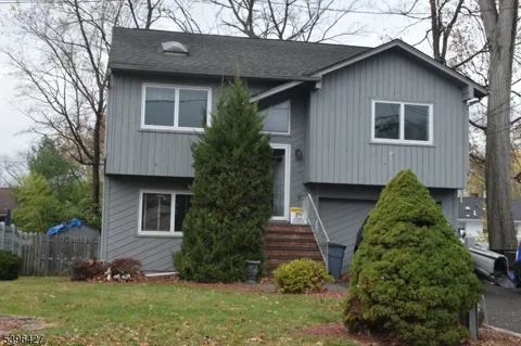 27 3Rd Ave
