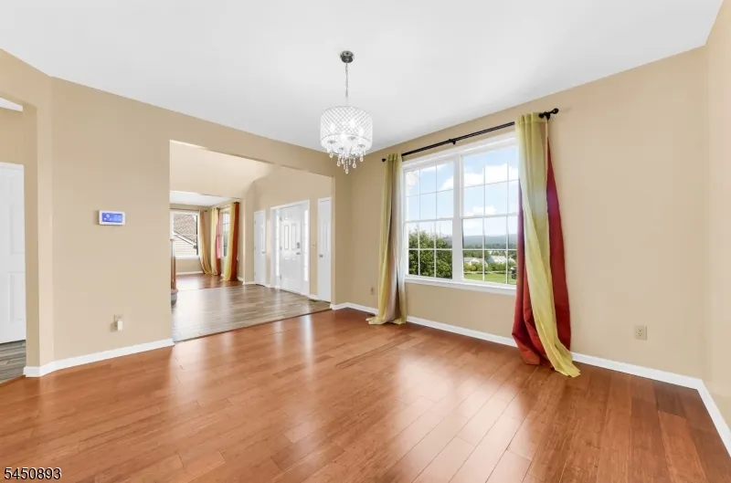 5 Pegasus Pl Washington, NJ 07840
