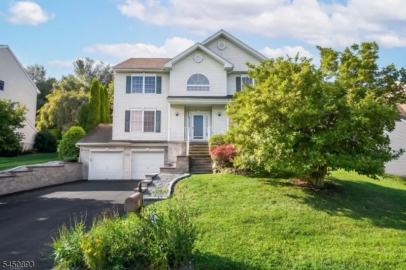 5 Pegasus Pl Washington, NJ 07840