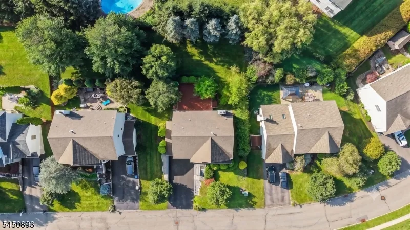 5 Pegasus Pl Washington, NJ 07840