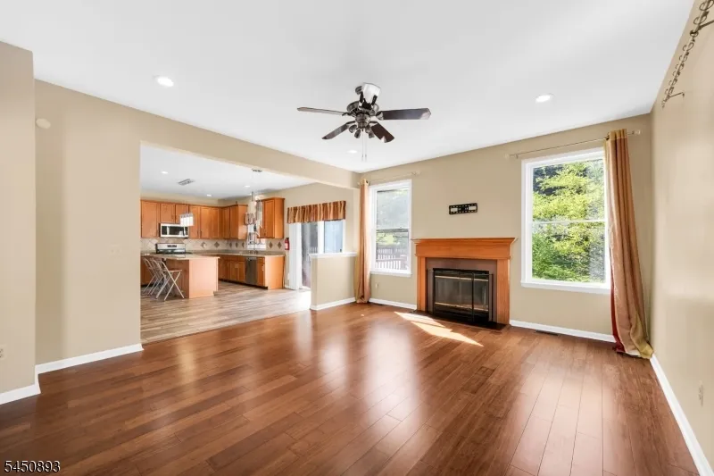 5 Pegasus Pl Washington, NJ 07840