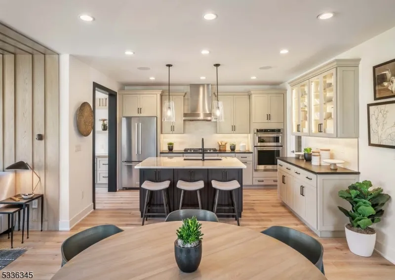 29 Rasboro Rd Randolph, NJ 07869