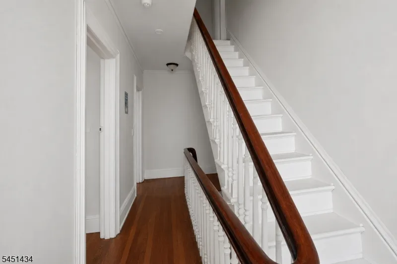 239 17Th Ave Paterson City, NJ 07504