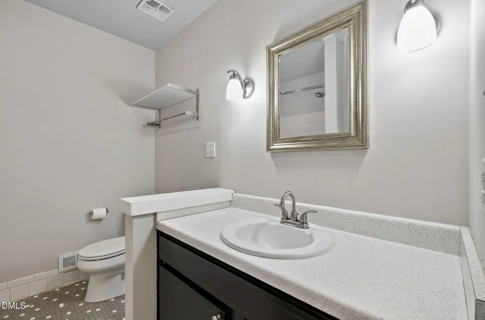 3744 Jamestown Circle Raleigh, NC 27609