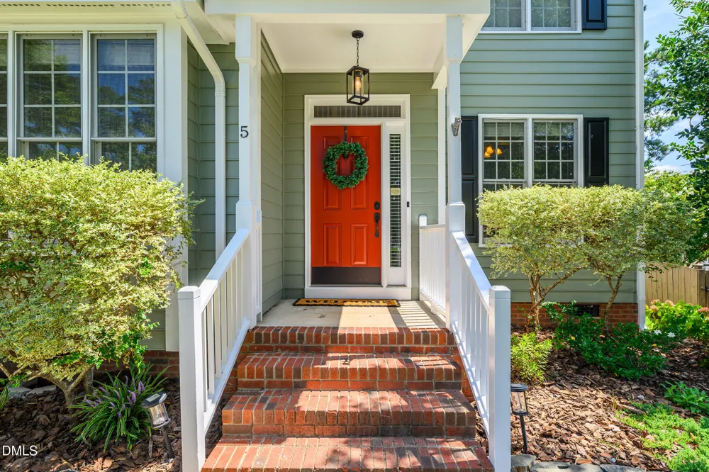 5 Silverwood Court Durham, NC 27713