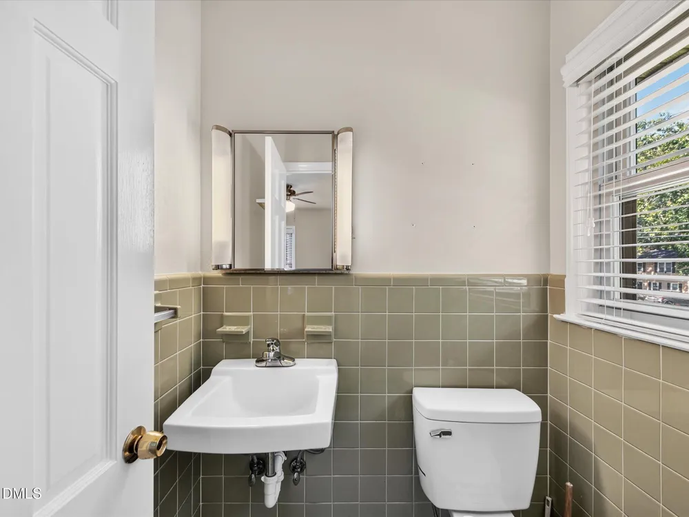 609 Page Street Clayton, NC 27520