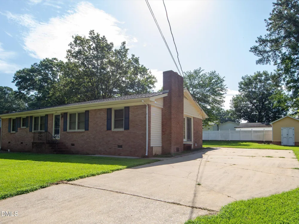 609 Page Street Clayton, NC 27520